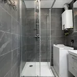 דירה Air Conditioned With Balcony In By Renters קטוביץ