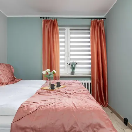 Lägenhet Air Conditioned With Balcony In By Renters Katowice